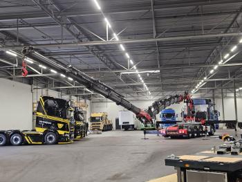 3353 8x4 / FASSI 71  T/M + JIB / CRANE / KRAN